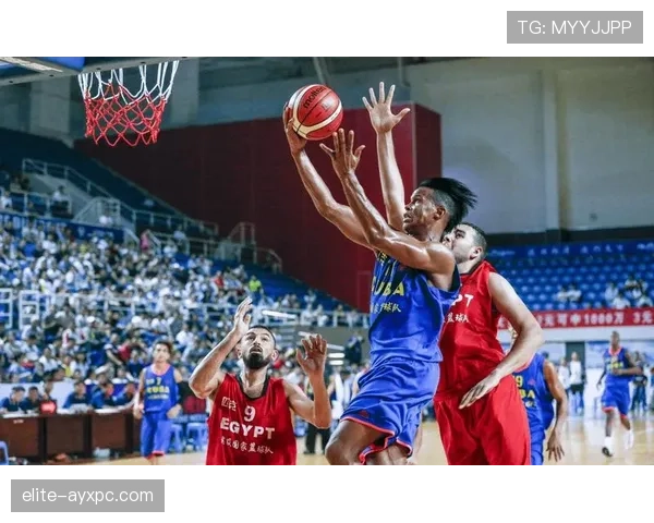 争球规则：合法身体对抗与犯规的判定要点